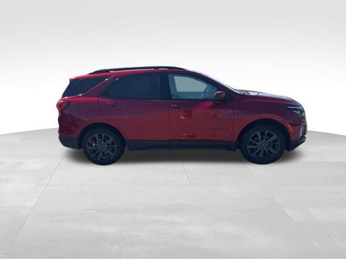 Used 2024 Chevrolet Equinox RS AWD/4WD image 7