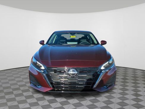 Certified 2025 Nissan Altima 2.5 SV w/ SV Premium Package FWD image 17