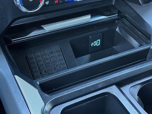 Used 2024 Ford F250 Lariat w/ Sport Appearance Package image 31