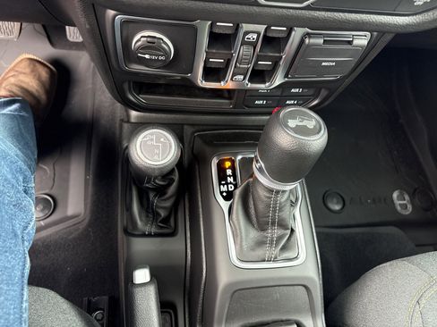 New 2025 Jeep Wrangler Sport S image 25