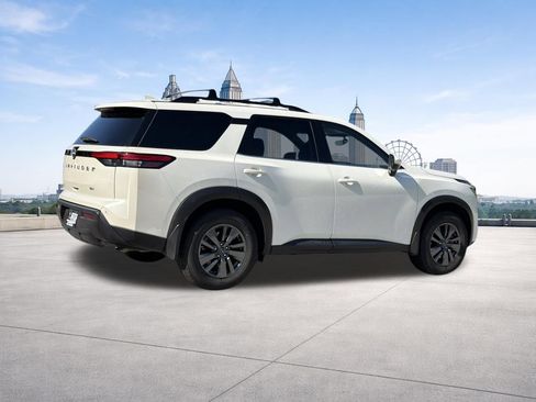 Certified 2024 Nissan Pathfinder SV w/ SV Premium Package FWD image 29