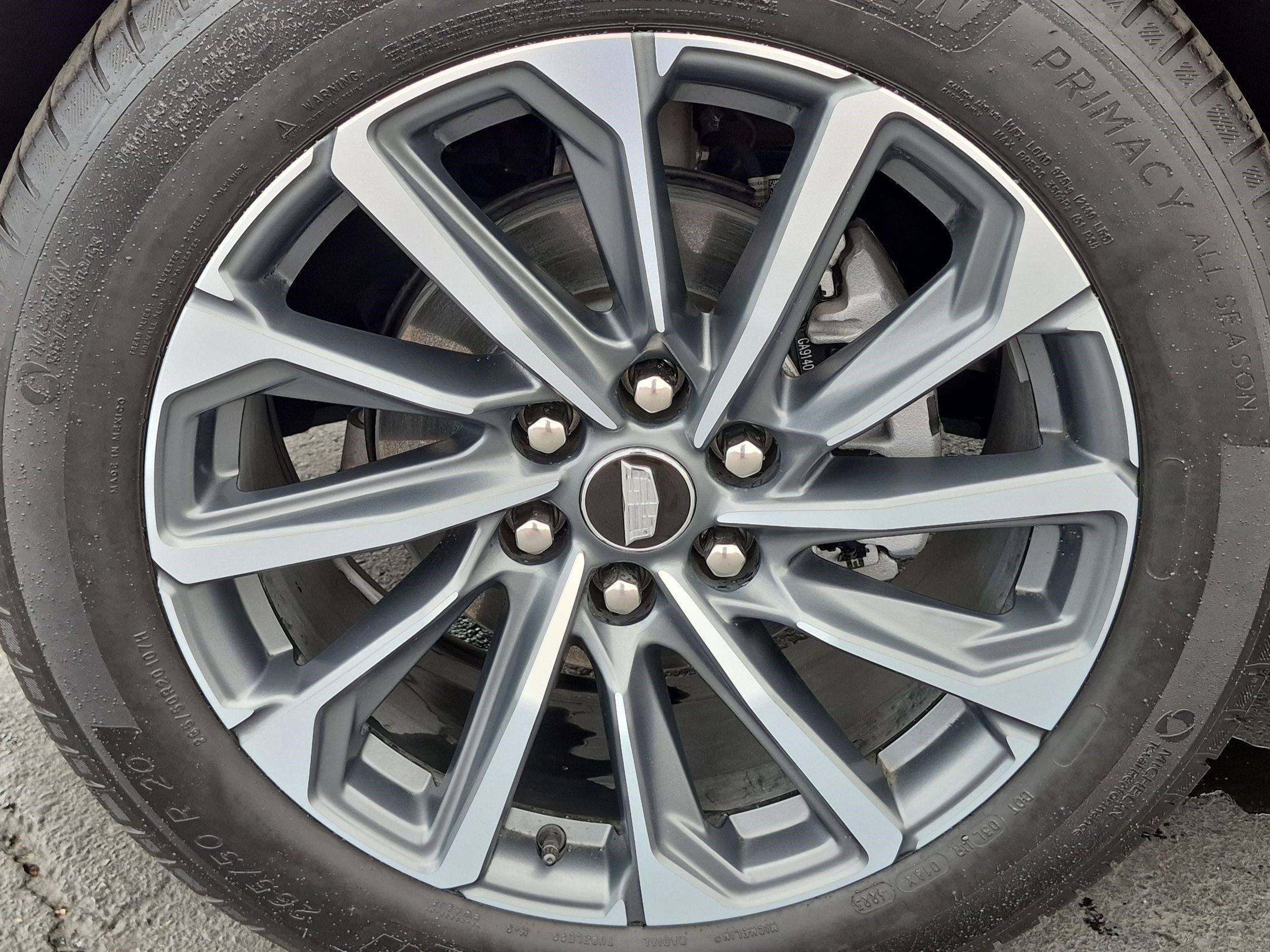 Used 2024 Cadillac Lyriq Sport RWD image 13