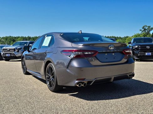 Used 2024 Toyota Camry XSE FWD image 3