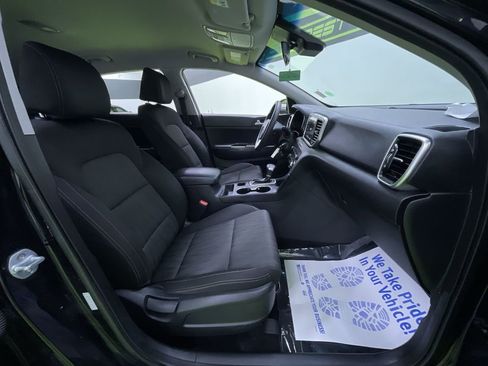 Used 2020 Kia Sportage LX image 29