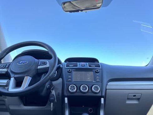 Used 2018 Subaru Forester 2.5i w/ Alloy Wheel Package image 27