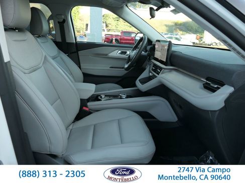 Used 2026 Ford Explorer Active w/ Active Comfort Package image 29