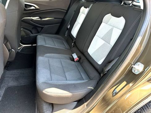 Used 2024 Chevrolet Trax LS FWD image 17