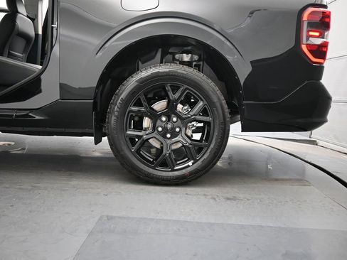 New 2025 Ford Maverick Lobo image 23