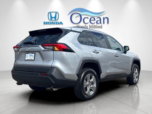 Used 2025 Toyota RAV4 XLE image 3