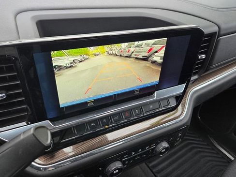 Used 2024 Chevrolet Silverado 1500 LT image 26