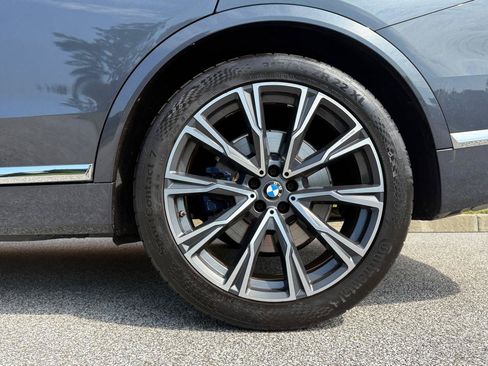 Used 2021 BMW X7 xDrive40i w/ Cold Weather Package AWD/4WD image 41