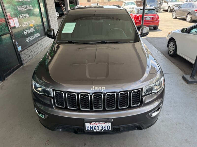 Used 2019 Jeep Grand Cherokee Laredo RWD image 12