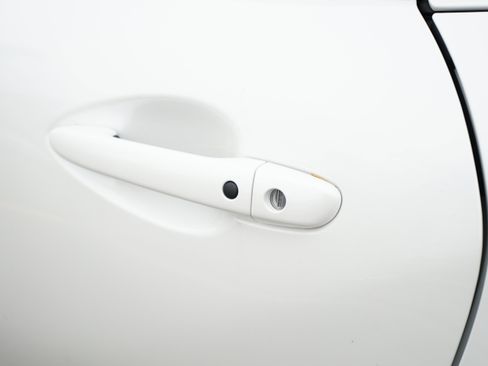 New 2025 MAZDA MX-5 Miata RF Club image 8