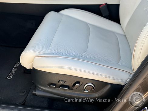 Used 2025 Genesis Electrified GV70 Advanced w/ Prestige Package image 13