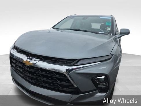 Used 2024 Chevrolet Blazer LT w/ Convenience Package image 5