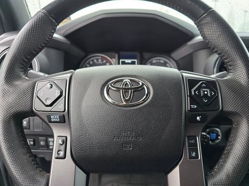 Used 2022 Toyota Tacoma SR5 image 25