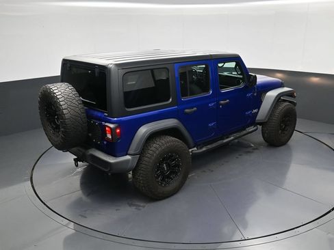 Used 2018 Jeep Wrangler Unlimited Sport AWD/4WD image 32