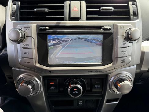 Used 2016 Toyota 4Runner SR5 AWD/4WD image 21