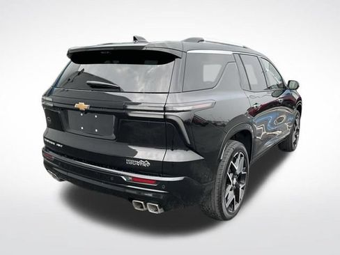 Used 2026 Chevrolet Traverse High Country AWD/4WD image 17