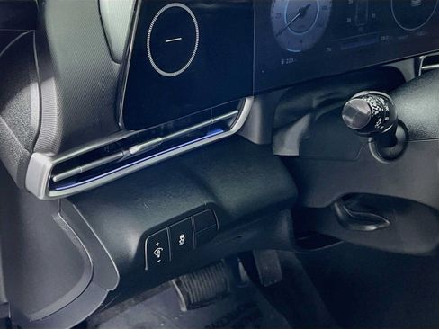 Certified 2024 Hyundai Elantra SEL FWD image 10