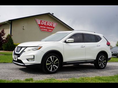 Used 2017 Nissan Rogue SL w/ SL Premium Package
