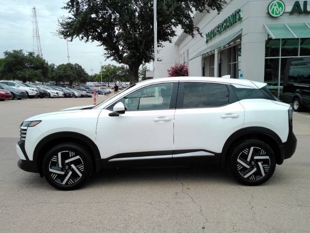 Used 2025 Nissan Kicks SV FWD image 12
