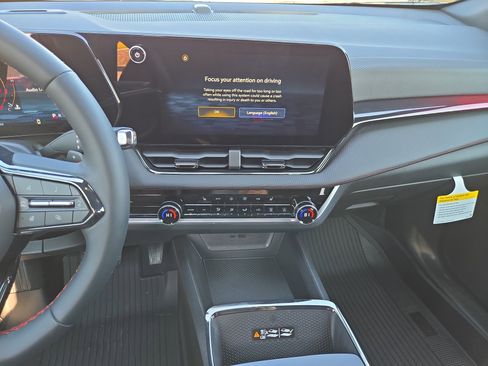 New 2026 Chevrolet Equinox RS w/ LPO, Floor Liner Package image 22