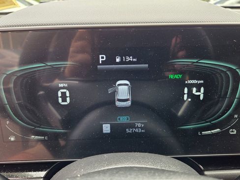 Used 2023 Kia Niro EX Touring FWD image 18