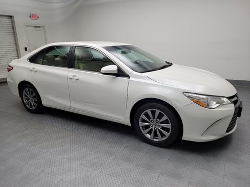 Used 2015 Toyota Camry XLE image 11