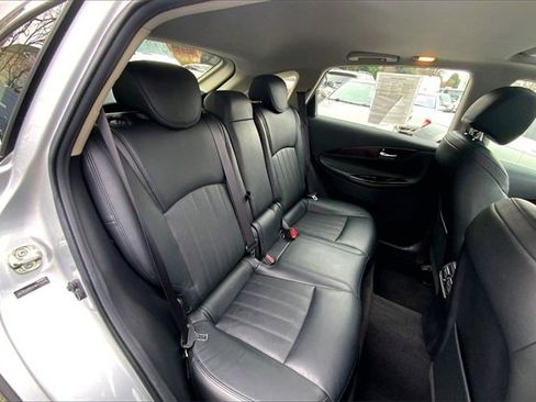 Used 2017 INFINITI QX50 AWD w/ Premium Plus Package image 16