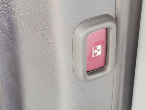 Used 2022 Mercedes-Benz Sprinter 3500 image 36