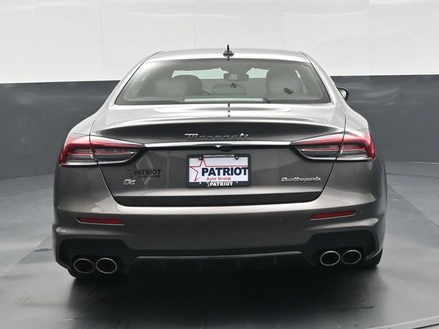 Used 2022 Maserati Quattroporte Modena Q4 AWD/4WD image 23