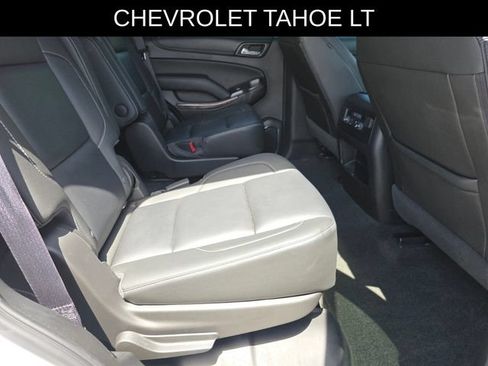 Used 2018 Chevrolet Tahoe LT w/ Luxury Package RWD image 13