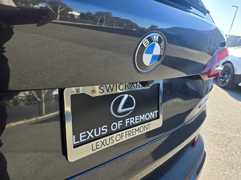 Used 2021 BMW X5 xDrive40i w/ Premium Package image 16