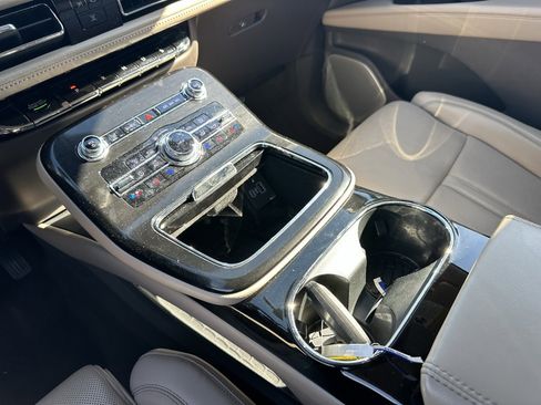 Used 2021 Lincoln Nautilus Reserve w/ Equipment Group 202A image 30