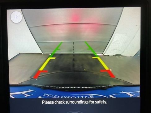 Used 2024 Ford Edge Titanium image 18