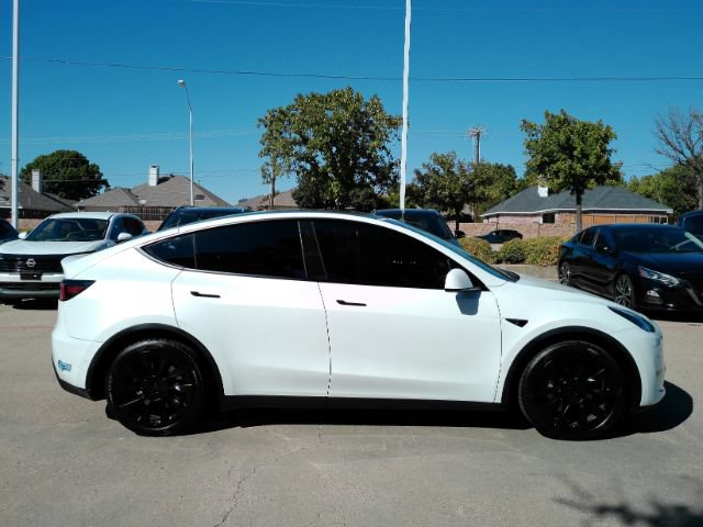 Used 2021 Tesla Model Y Long Range AWD/4WD image 5