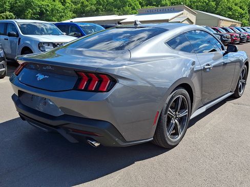 Certified 2025 Ford Mustang Coupe RWD image 10