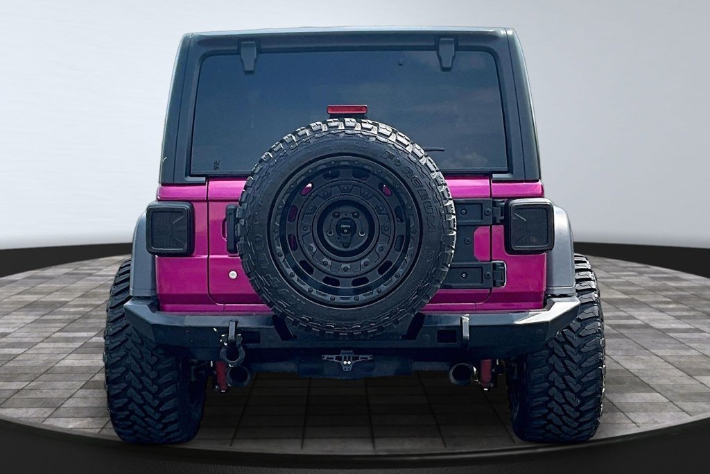 Used 2018 Jeep Wrangler Rubicon AWD/4WD image 4
