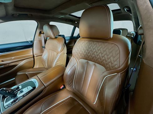 Used 2016 BMW 750i xDrive image 21