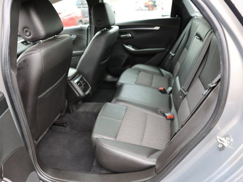 Used 2019 Chevrolet Impala LT image 21