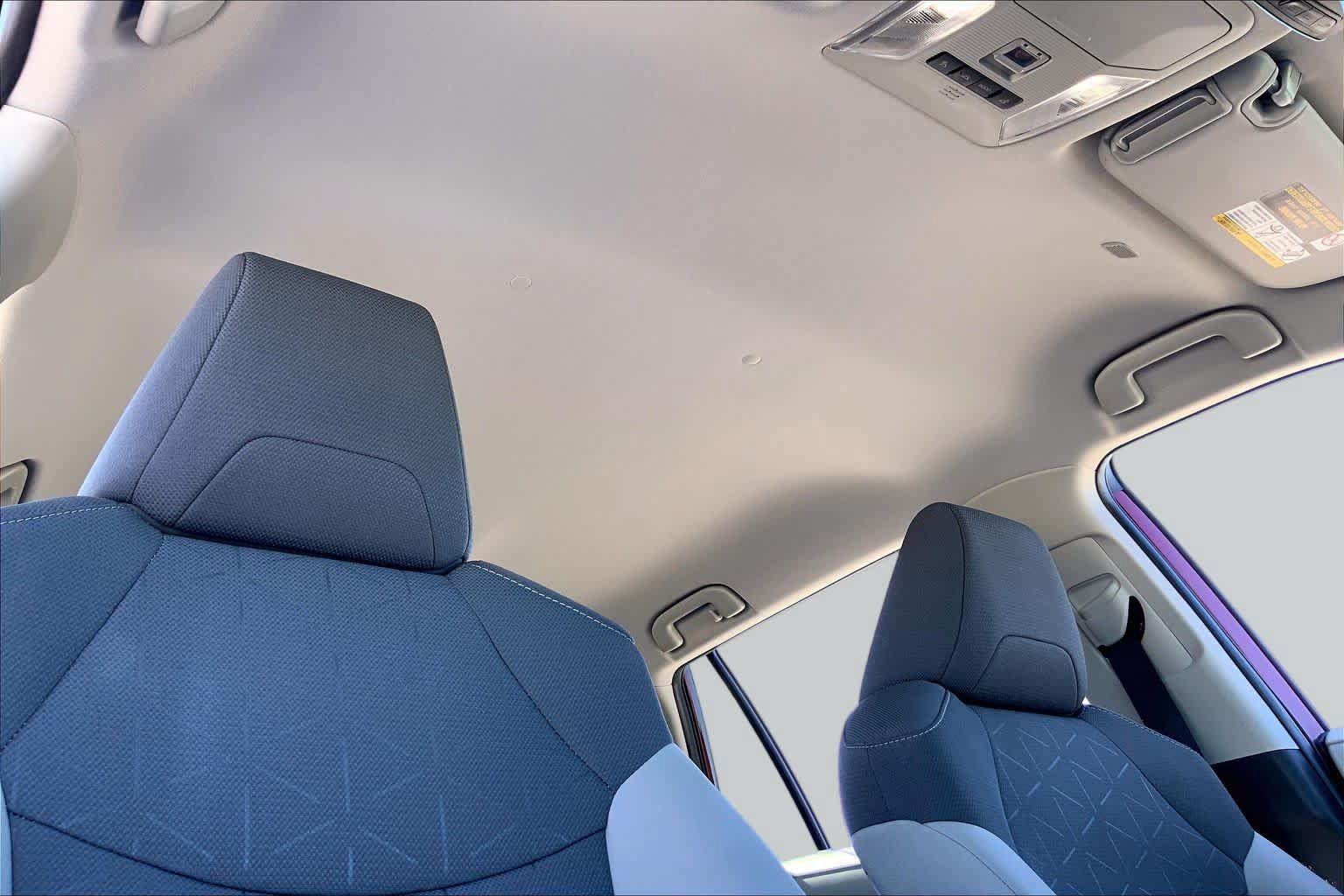 Used 2024 Toyota RAV4 XLE FWD image 14