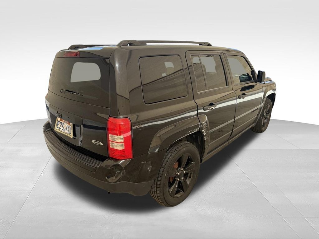 Used 2015 Jeep Patriot Sport FWD image 5