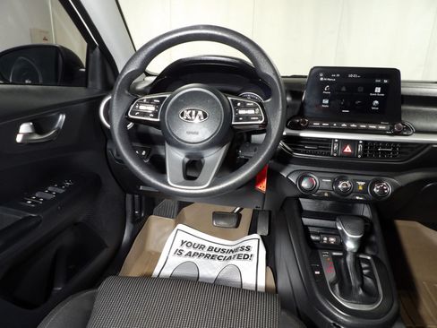 Used 2021 Kia Forte LXS FWD image 11