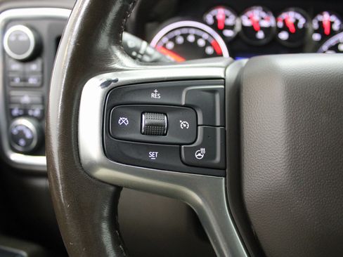 Used 2021 Chevrolet Silverado 1500 LT image 36