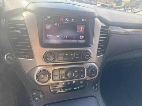 Used 2015 GMC Yukon Denali w/ Open Road Package AWD/4WD image 36