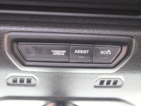 Used 2022 Jeep Wrangler Unlimited Sahara AWD/4WD image 37