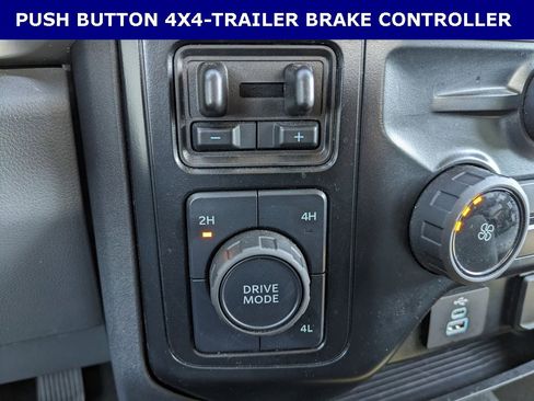 Used 2025 Ford F250 XLT image 12