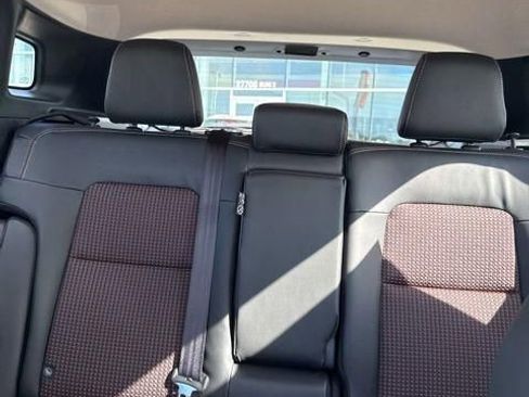 New 2026 Nissan Kicks SR FWD image 21