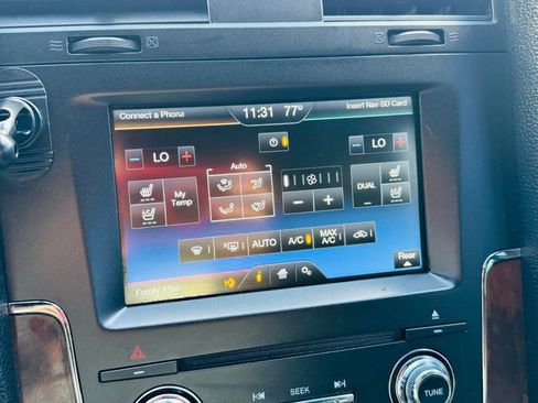 Used 2015 Lincoln Navigator 2WD image 28